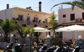 Andrianna Apartments
